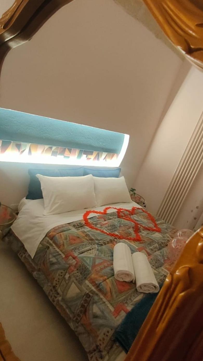 Lovely & Chic Rooms Nei Sassi มาเตรา ภายนอก รูปภาพ