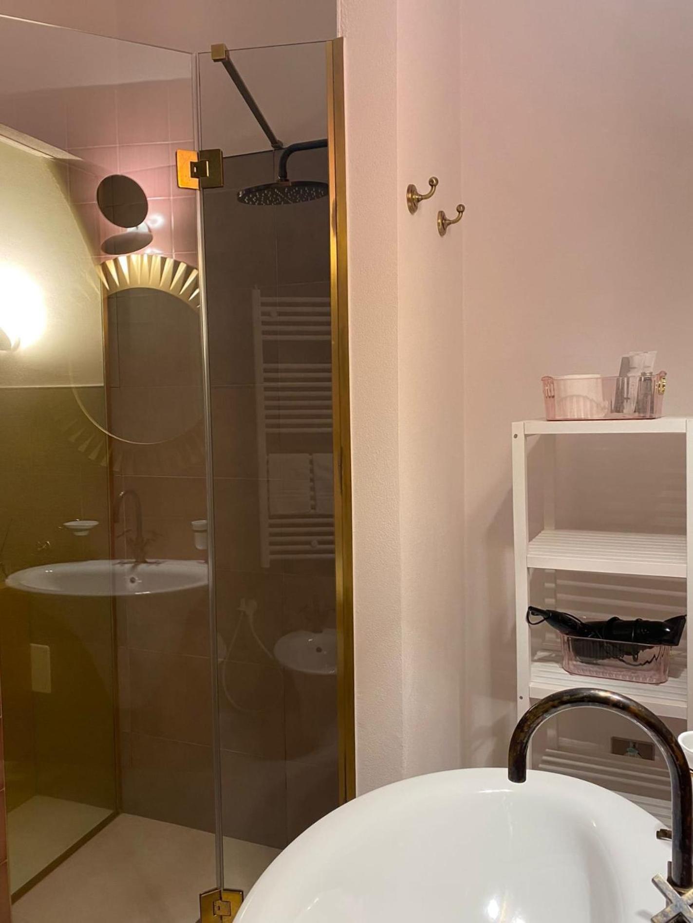 Lovely & Chic Rooms Nei Sassi มาเตรา ภายนอก รูปภาพ