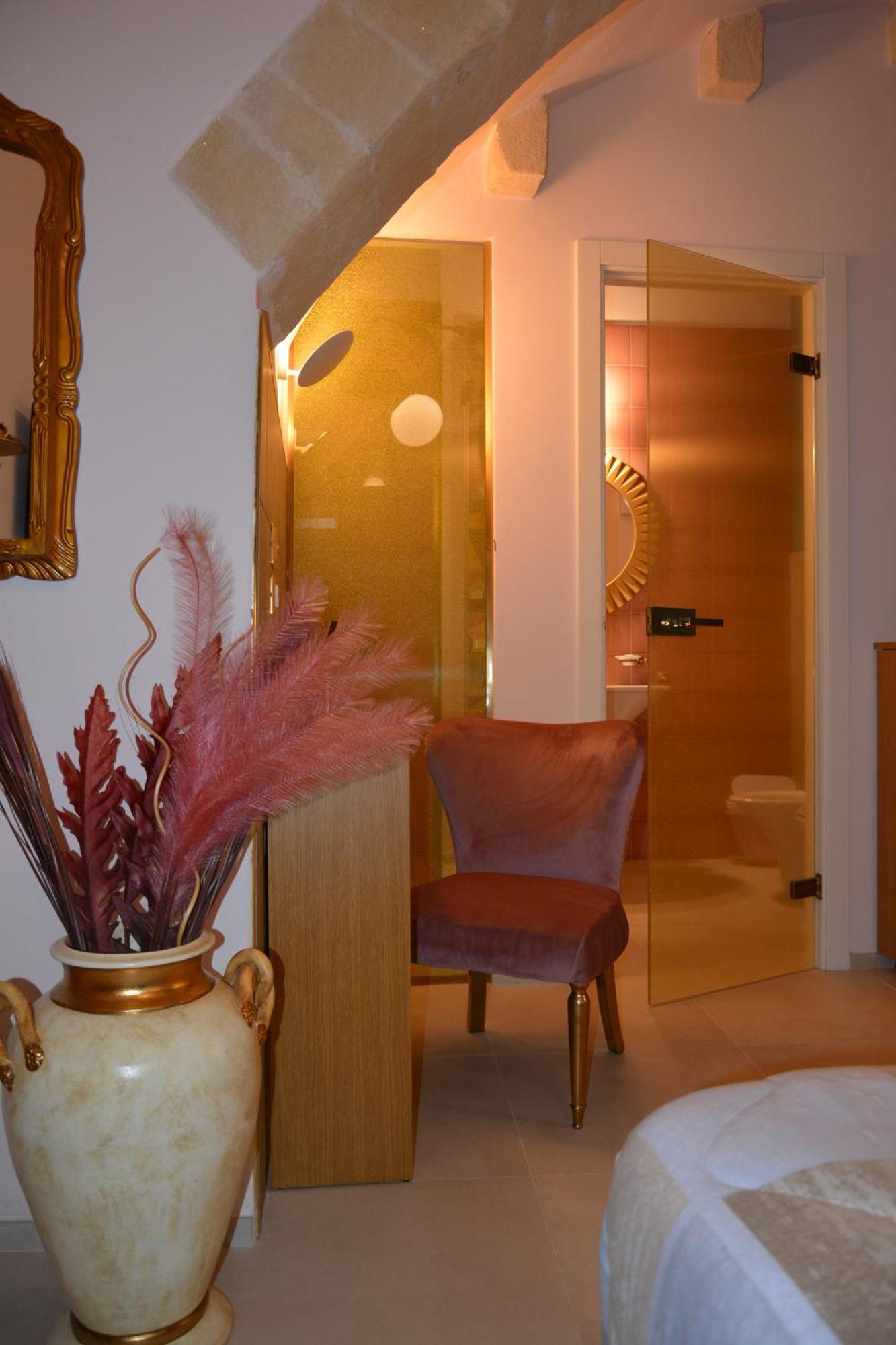 Lovely & Chic Rooms Nei Sassi มาเตรา ภายนอก รูปภาพ