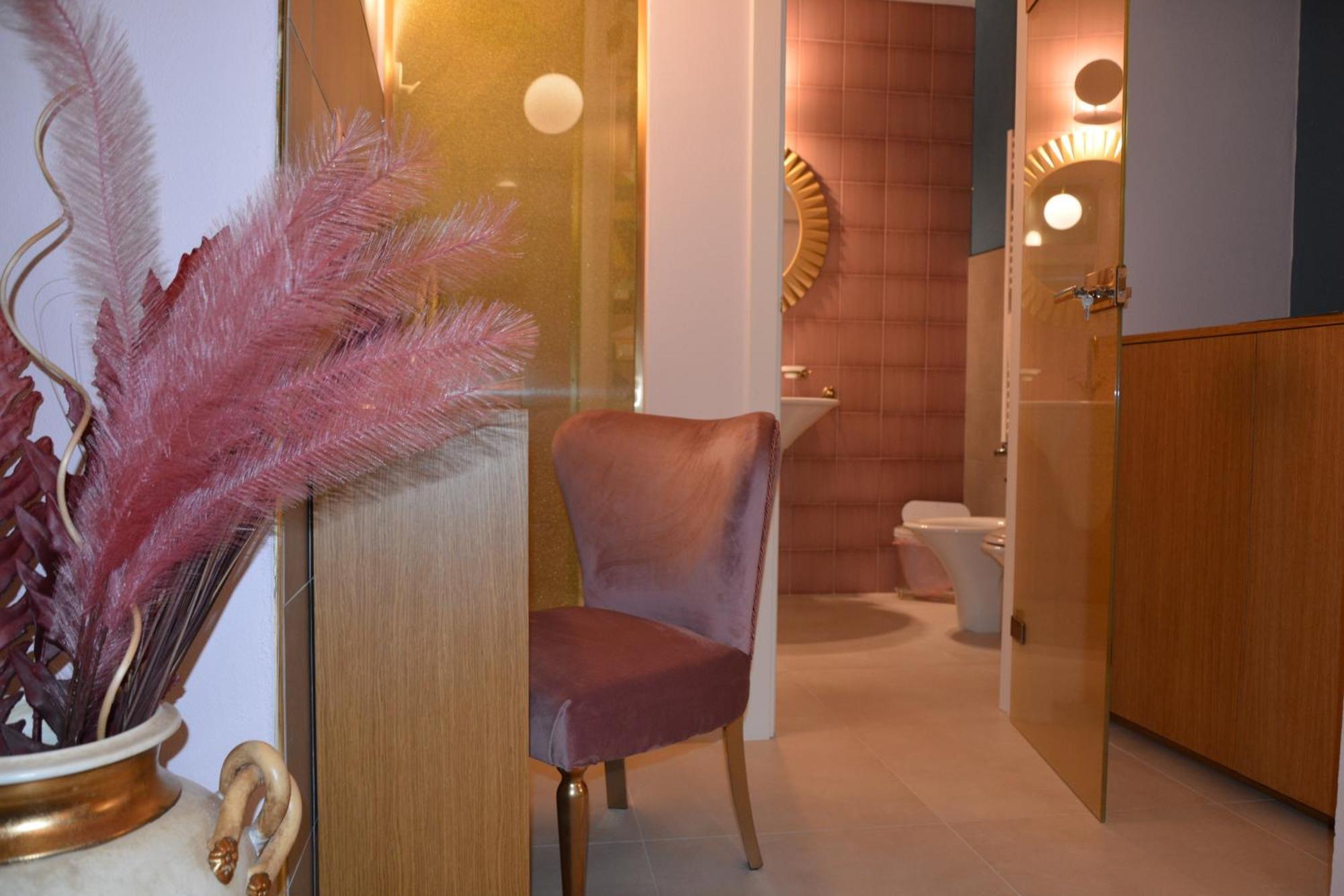 Lovely & Chic Rooms Nei Sassi มาเตรา ภายนอก รูปภาพ